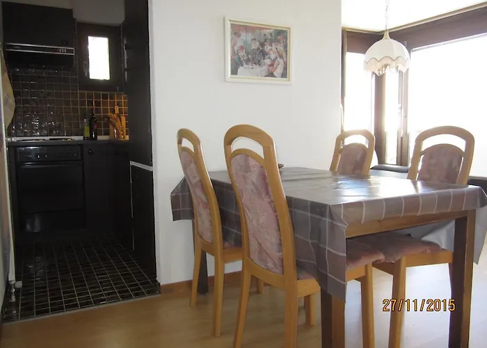 Jeanne D'arc H61 Apartment